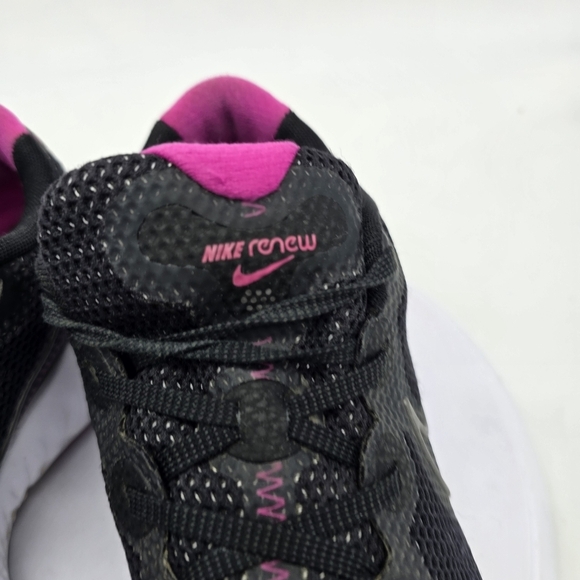 Nike Shoes Women's 9 Renew Run 2 Cave Purple Hyper Pink Black CK6360-004 - Picture 4 of 10